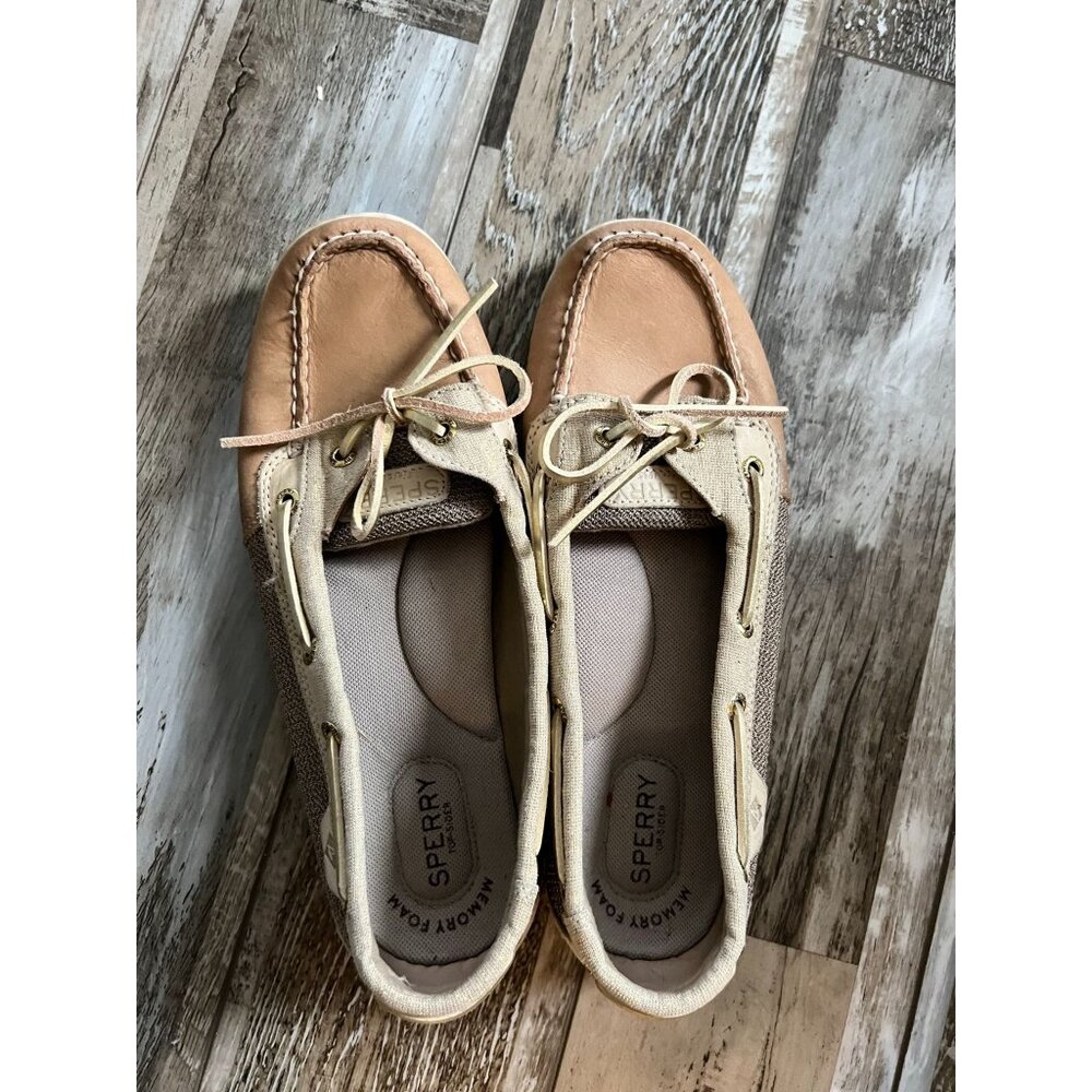 Pre-Owned Women's Sperry Songfish Boat Shoe - Size 10M